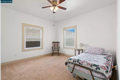 272 10th St, Pittsburg, CA 94565 - Photo 17