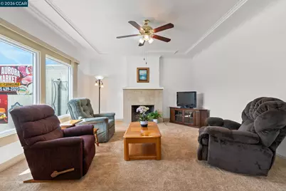 272 10th St, Pittsburg, CA 94565 - Photo 7