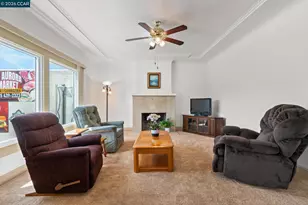 272 10th St, Pittsburg, CA 94565 - Photo 5