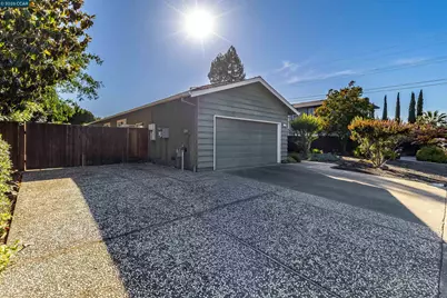 871 Litwin Dr, Concord, CA 94518 - Photo 63