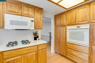 871 Litwin Dr, Concord, CA 94518 - Photo 21