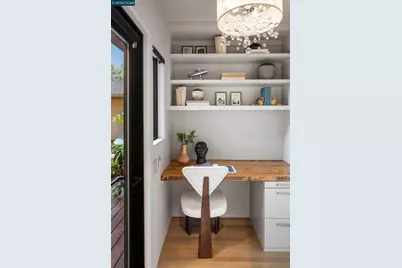 260 Pershing Dr, Oakland, CA 94611 - Photo 19