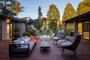 260 Pershing Dr, Oakland, CA 94611 - Photo 29