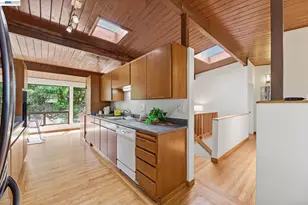 1649 Julian Dr, El Cerrito, CA 94530 - Photo 11