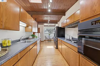 1649 Julian Dr, El Cerrito, CA 94530 - Photo 9