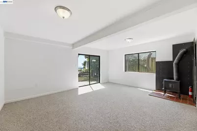 1649 Julian Dr, El Cerrito, CA 94530 - Photo 29