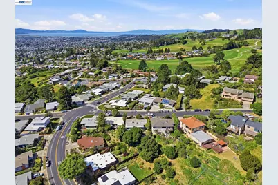 1649 Julian Dr, El Cerrito, CA 94530 - Photo 43