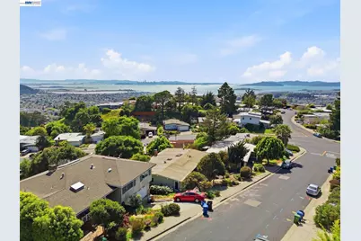 1649 Julian Dr, El Cerrito, CA 94530 - Photo 41