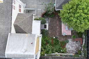 35 Ross Cir, Oakland, CA 94618 - Photo 47