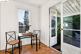 35 Ross Cir, Oakland, CA 94618 - Photo 25