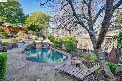 36 Savona Ct, Danville, CA 94526 - Photo 5