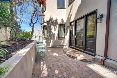 2038 2040 Lakeshore, Oakland, CA 94606 - Photo 49