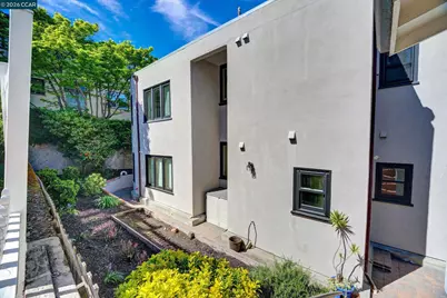 2038 2040 Lakeshore, Oakland, CA 94606 - Photo 41