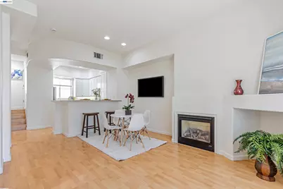 39 Cloud Walk, Milpitas, CA 95035 - Photo 13