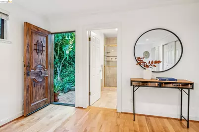 6277 Wood Dr, Oakland, CA 94611 - Photo 43