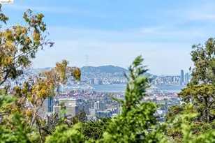 6277 Wood Dr, Oakland, CA 94611 - Photo 9