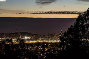 6277 Wood Dr, Oakland, CA 94611 - Photo 59