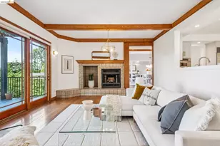 6277 Wood Dr, Oakland, CA 94611 - Photo 23