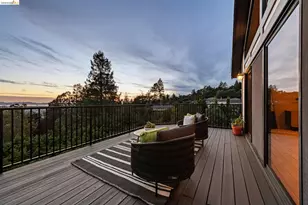 6277 Wood Dr, Oakland, CA 94611 - Photo 57