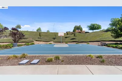 400 Persimmon Cmn #7, Livermore, CA 94551 - Photo 33