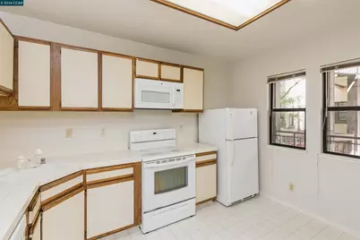 621 Villa Way, Walnut Creek, CA 94595 - Photo 11