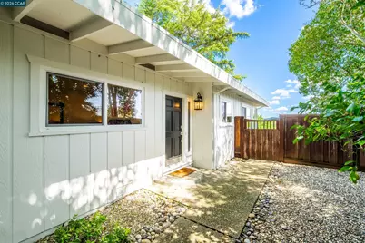 11 Dale Court, Lafayette, CA 94595 - Photo 3