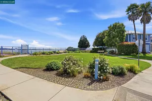 37 Seabreeze Dr, Richmond, CA 94804 - Photo 51