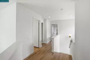 37 Seabreeze Dr, Richmond, CA 94804 - Photo 21