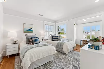 2035 Francisco St, Berkeley, CA 94709 - Photo 39