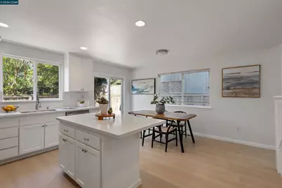 2289 Claiborne Cir, Santa Rosa, CA 95403 - Photo 13