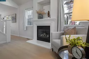 2289 Claiborne Cir, Santa Rosa, CA 95403 - Photo 11