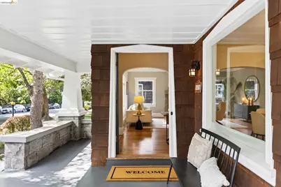 5633 Oak Grove Ave, Oakland, CA 94618 - Photo 5