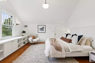 5633 Oak Grove Ave, Oakland, CA 94618 - Photo 35