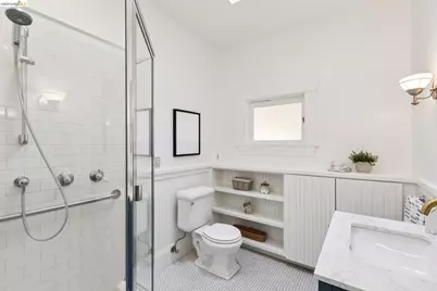 5633 Oak Grove Ave, Oakland, CA 94618 - Photo 47