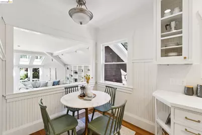 5633 Oak Grove Ave, Oakland, CA 94618 - Photo 19