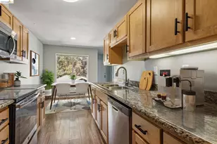 60 Marina Lakes Dr, Richmond, CA 94804 - Photo 5