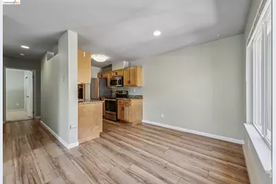 60 Marina Lakes Drive, Richmond, CA 94804 - Photo 17