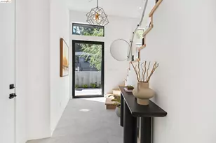 1675 Trestle Glen Rd, Oakland, CA 94610 - Photo 3