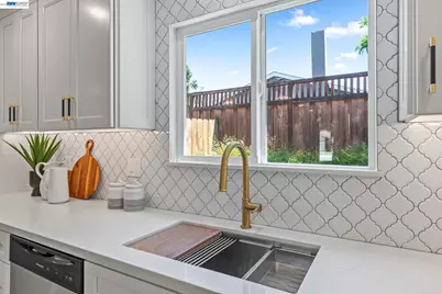 481 Swallow Ct, Livermore, CA 94551 - Photo 13