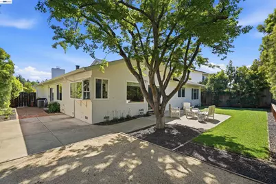 4350 Columbine Dr, Pleasanton, CA 94588 - Photo 37