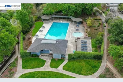 4350 Columbine Dr, Pleasanton, CA 94588 - Photo 39