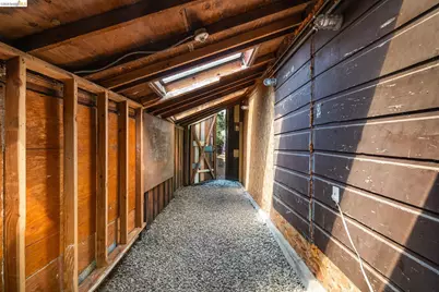 2484 Martin Luther King Jr Way, Berkeley, CA 94704 - Photo 27