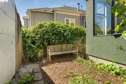 2484 Martin Luther King Jr Way, Berkeley, CA 94704 - Photo 25