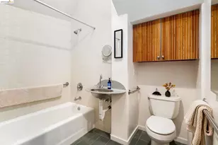 2484 Martin Luther King Jr Way, Berkeley, CA 94704 - Photo 21