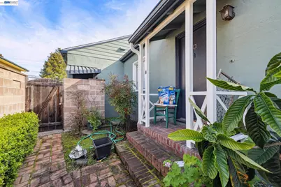 2242 Santa Clara Ave, Alameda, CA 94501 - Photo 13
