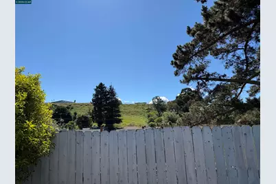 2860 Sargent Ave, San Pablo, CA 94806 - Photo 9