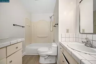 1402 Canterbury Dr, Fairfield, CA 94533 - Photo 19