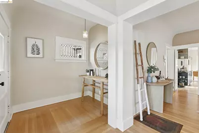 216 John St, Oakland, CA 94611 - Photo 5