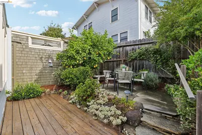 216 John St, Oakland, CA 94611 - Photo 27