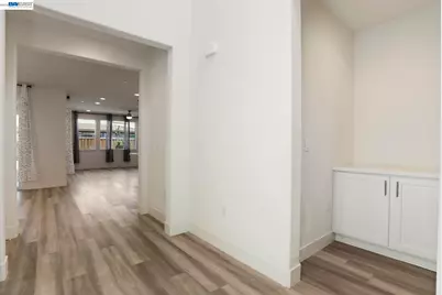 3195 Paxton St, Lathrop, CA 95330 - Photo 9